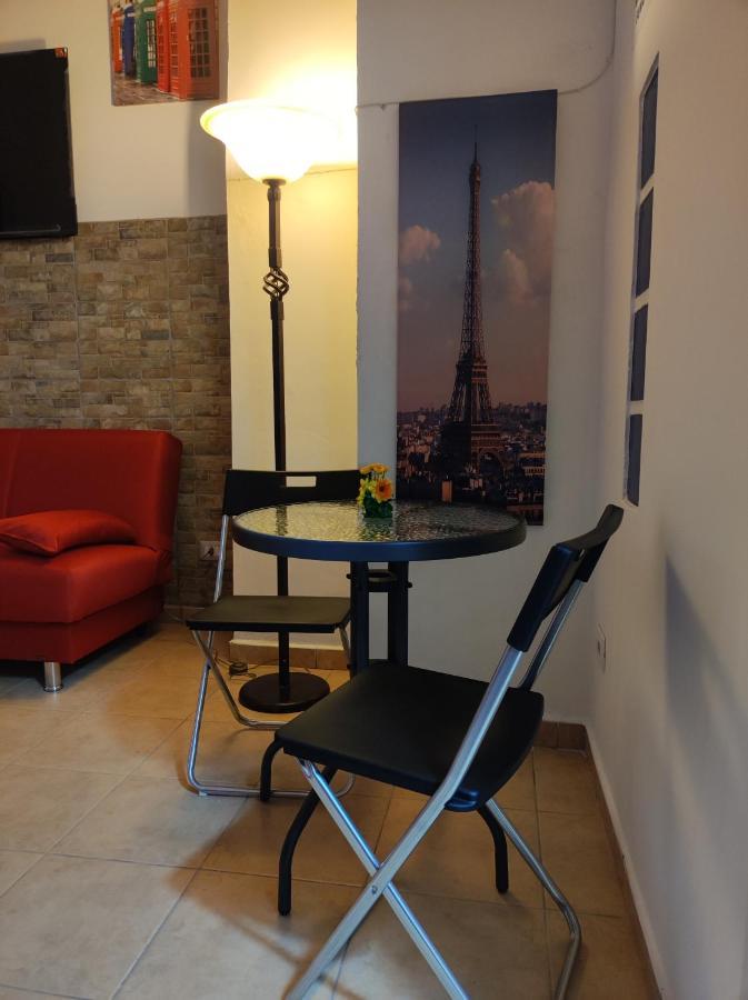 Robert Holiday Apartment Катанія Екстер'єр фото